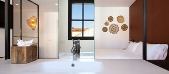 Atocha Hotel Madrid, Tapestry Collection by Hilton