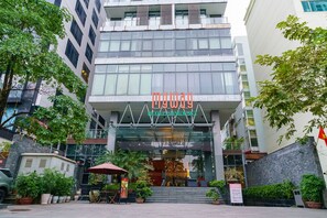 Porch - My Way Hotel & Residence (Hanoi)