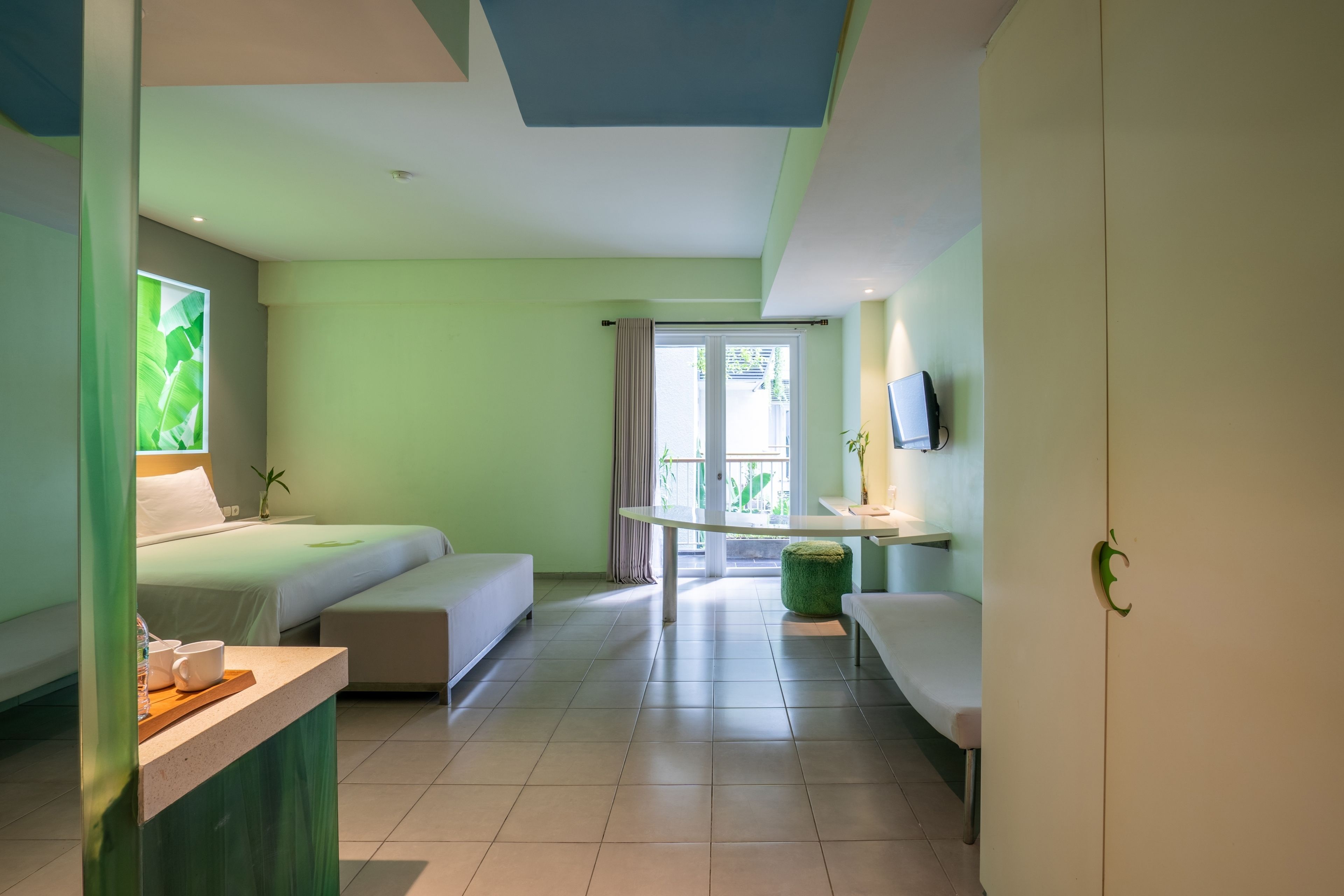 junior suite (eden) | minibar, in-room safe, desk, iron/ironing board