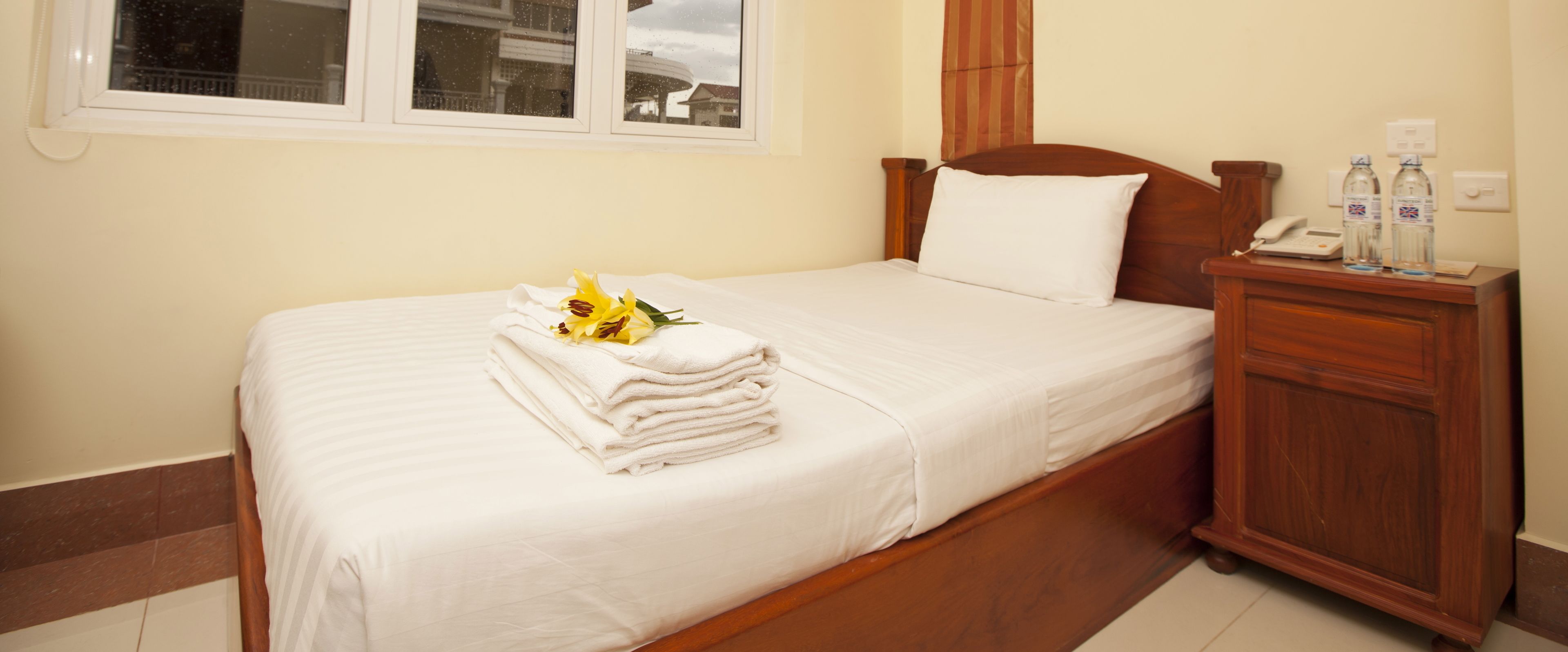 minibar, in-room safe, individually decorated, individually furnished