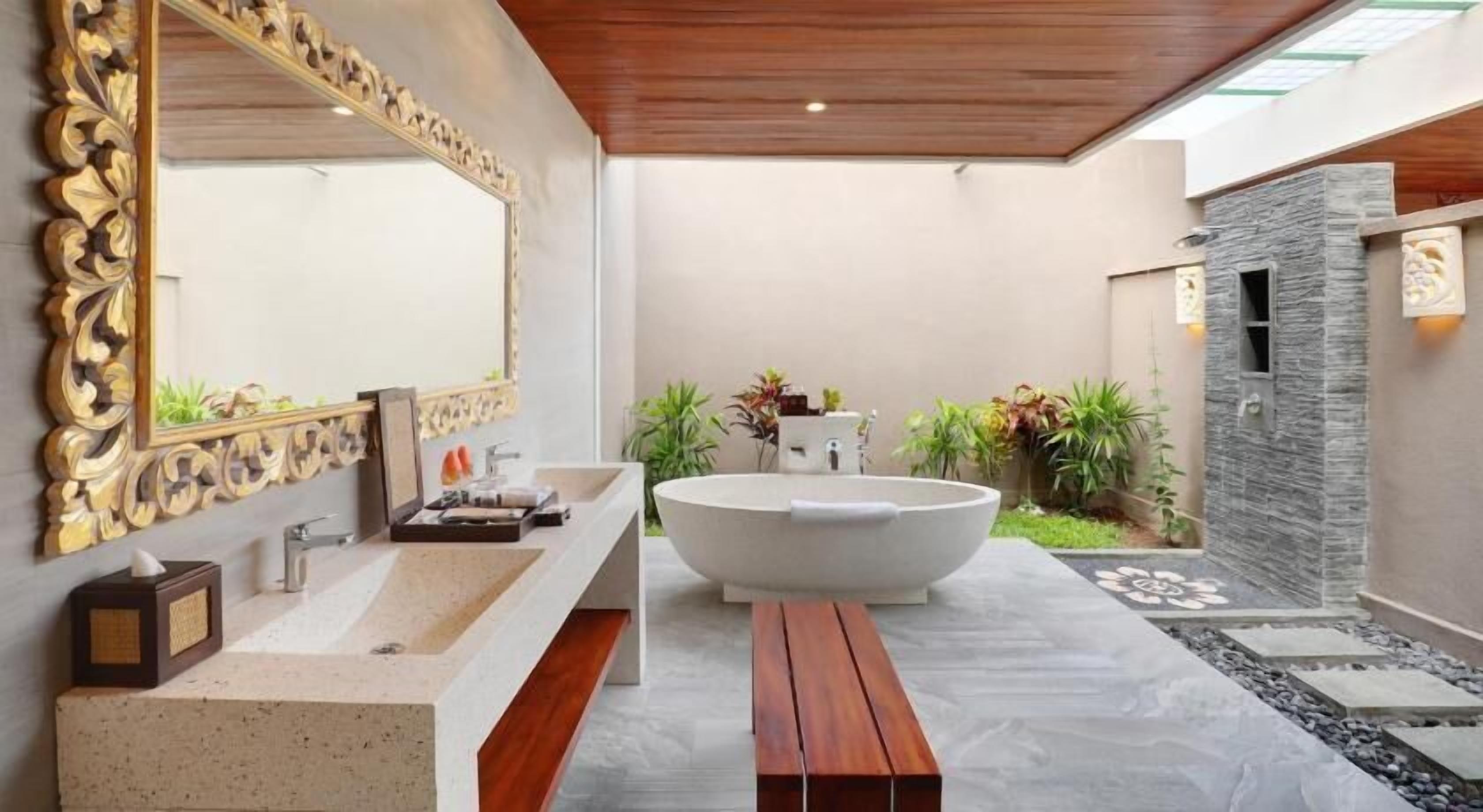 Phòng tắm | Vòi sen/bồn tắm kết hợp, đồ dùng nhà tắm miễn phí, máy sấy tóc 