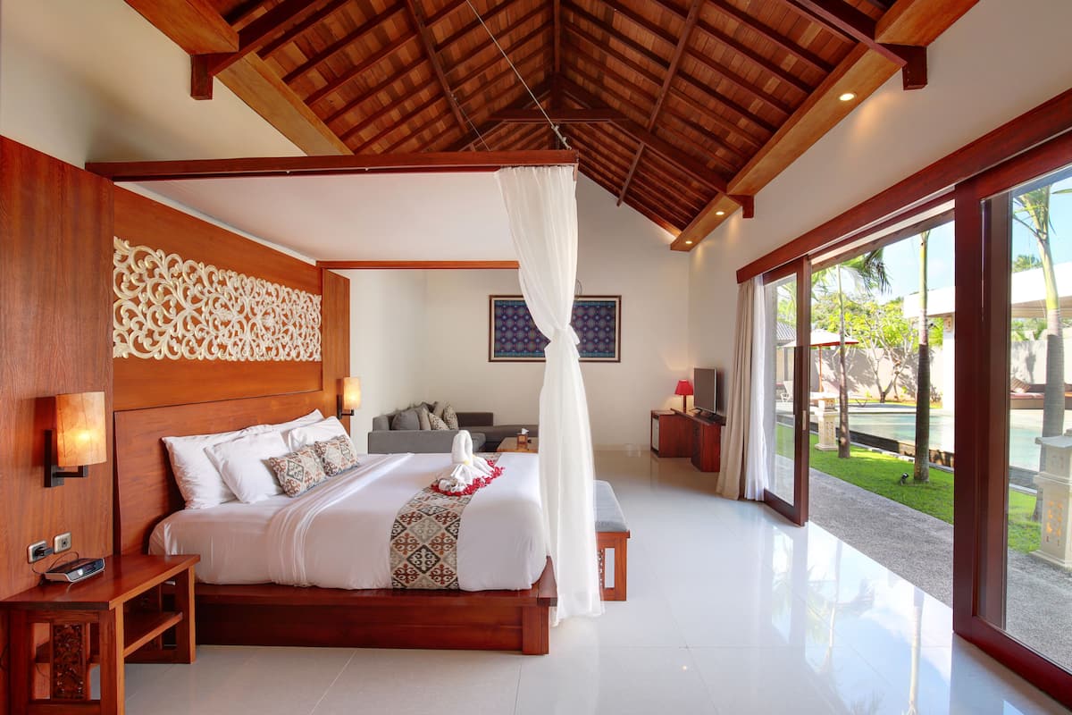 4 Bedrooms Suite Villa with Private Pool | Select Comfort beds, minibar, in-room safe, individually decorated