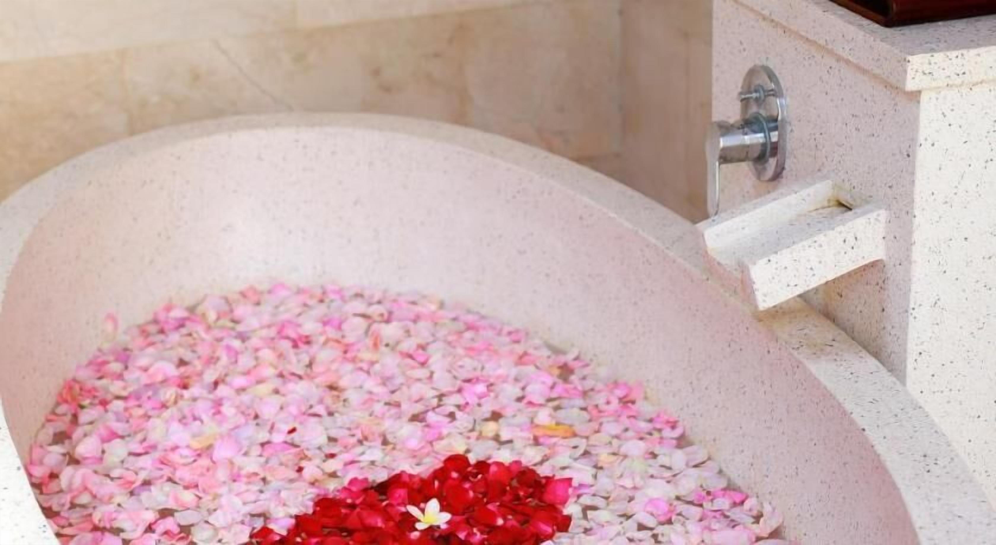 Phòng tắm | Vòi sen/bồn tắm k ết hợp, đồ dùng nhà tắm miễn phí, máy sấy tóc 