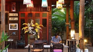 Lobby sitting area - Baan Gong Kham (Chiang Mai)