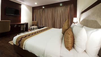 1 bedroom, minibar, in-room safe, desk