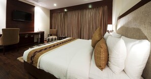 1 Schlafzimmer, Minibar, Zimmersafe, Schreibtisch