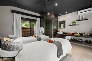 Couples treatment room(s), body treatments, aromatherapy