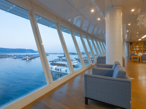 Yacht Club Marina di Loano | UNA Esperienze.