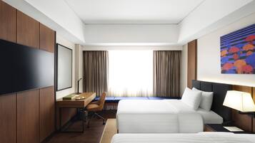 2 Single Beds, Standard Room with Lounge Access