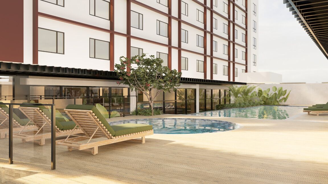 2 outdoor pools, pool loungers