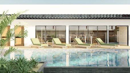 2 outdoor pools, sun loungers