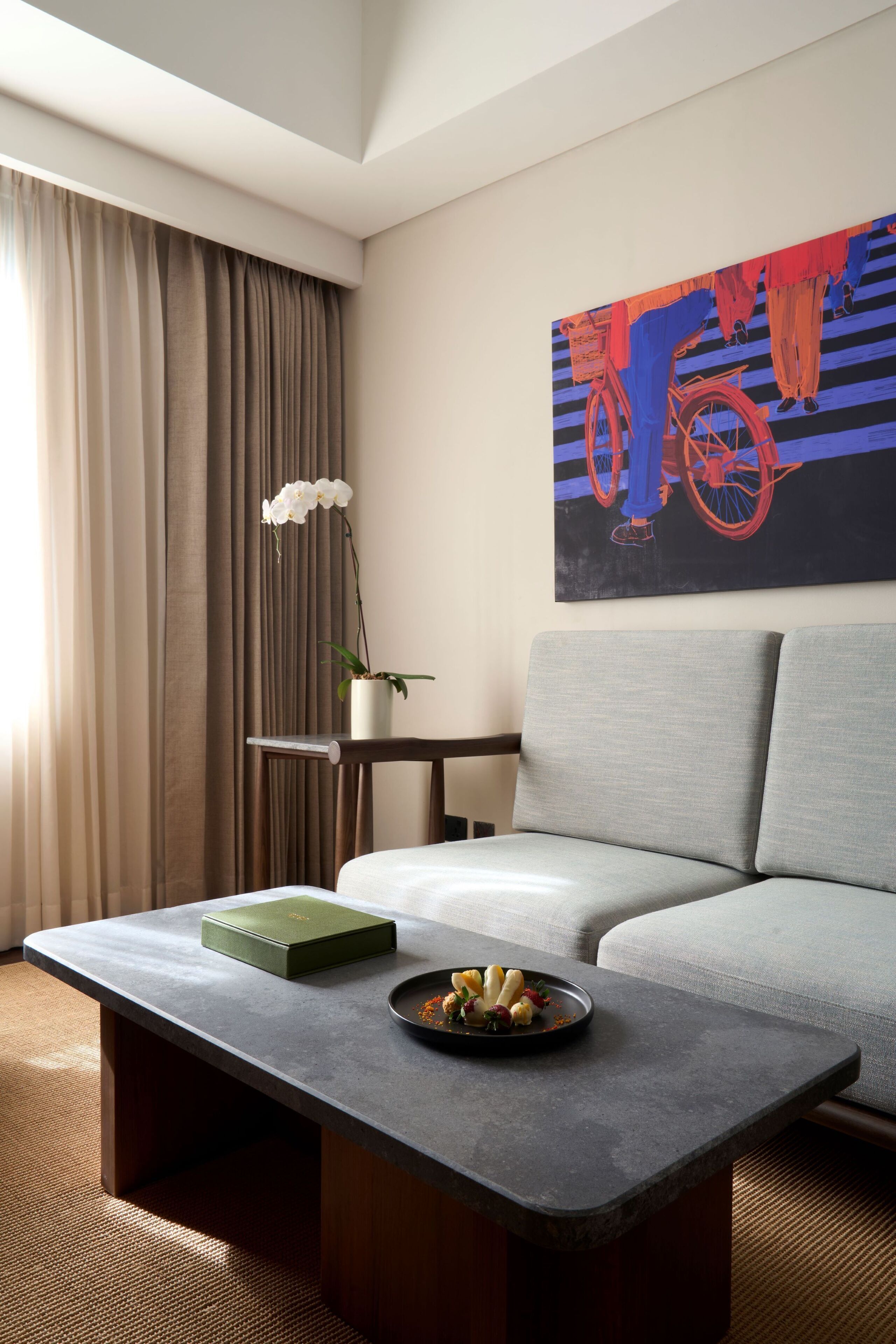 suite | living area | 40-inch led tv with cable channels, tv, ipod dock