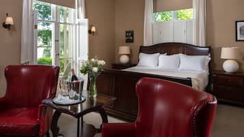Ropa de cama de alta calidad y camas con pillow-top