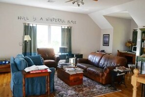 Interior - Josephine's Bed & Breakfast (Hull)