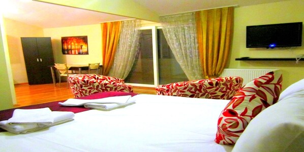 Deluxe Suite, Terrace | In-room safe, blackout curtains, iron/ironing board - By Pera Suites (Istanbul)