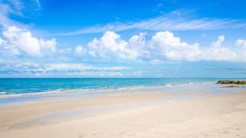 Beach nearby, sun loungers, beach umbrellas, beach towels