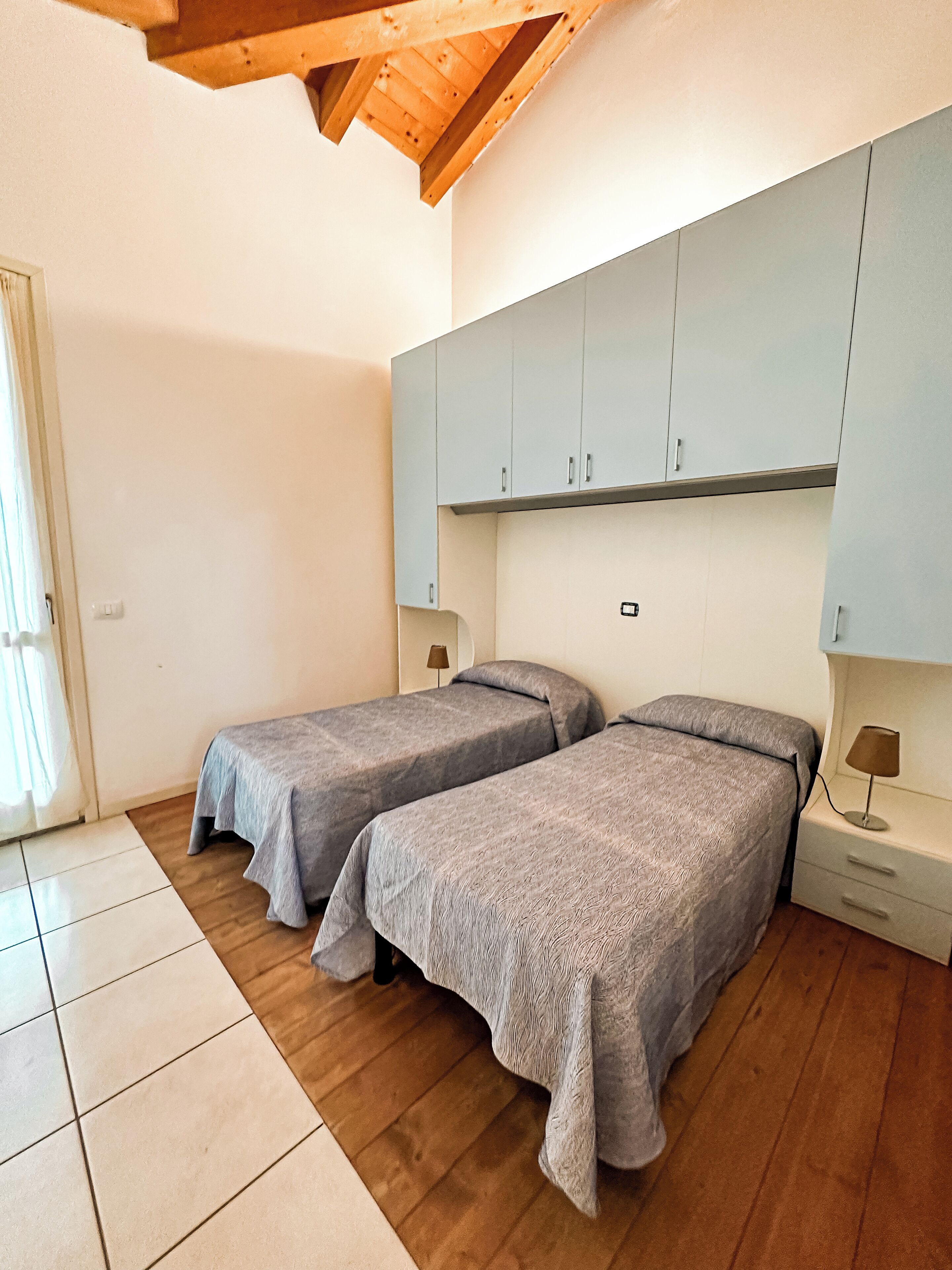 Appartement, 2 chambres (On two floors) | Coffre-fort, lit de bébé (supplément), accès au Wi-Fi (inclus)