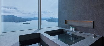 GRAND HILAI SUN MOON LAKE