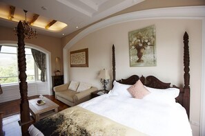 Double Room, 1 Double Bed, Garden Area | Premium bedding, individually decorated, desk, soundproofing - My Chateau (Hengchun)