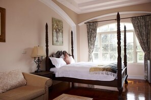 Ropa de cama de alta calidad, decoración personalizada y escritorio 