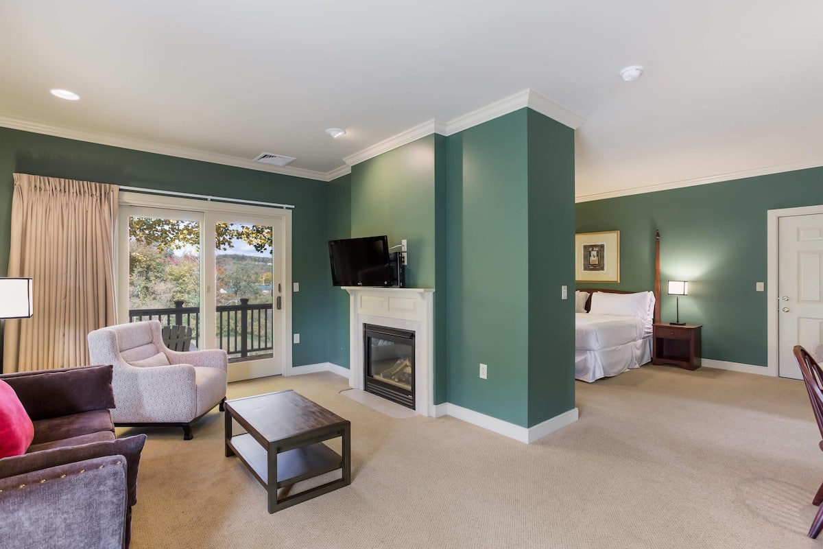 Suite, 1 kingsize bed, toegankelijk voor mindervaliden, niet-roken | Individueel gedecoreerd, verduisterende gordijnen