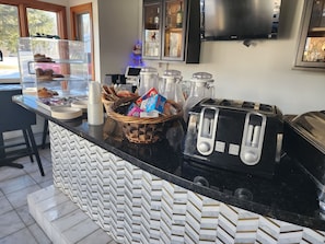 Dagelijks continentaal ontbijt inbegrepen