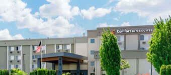 Comfort Inn & Suites Pacific - Auburn