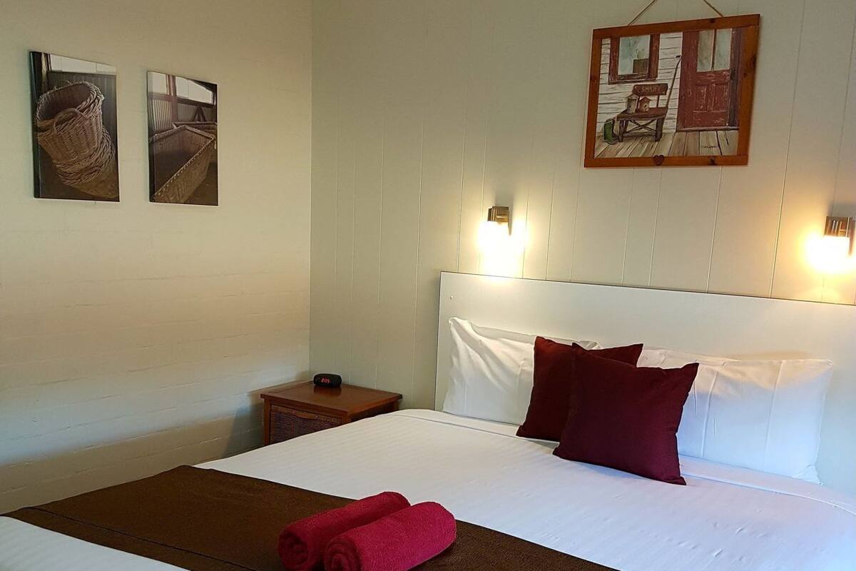 Blackout drapes, iron/ironing board, free WiFi, bed sheets