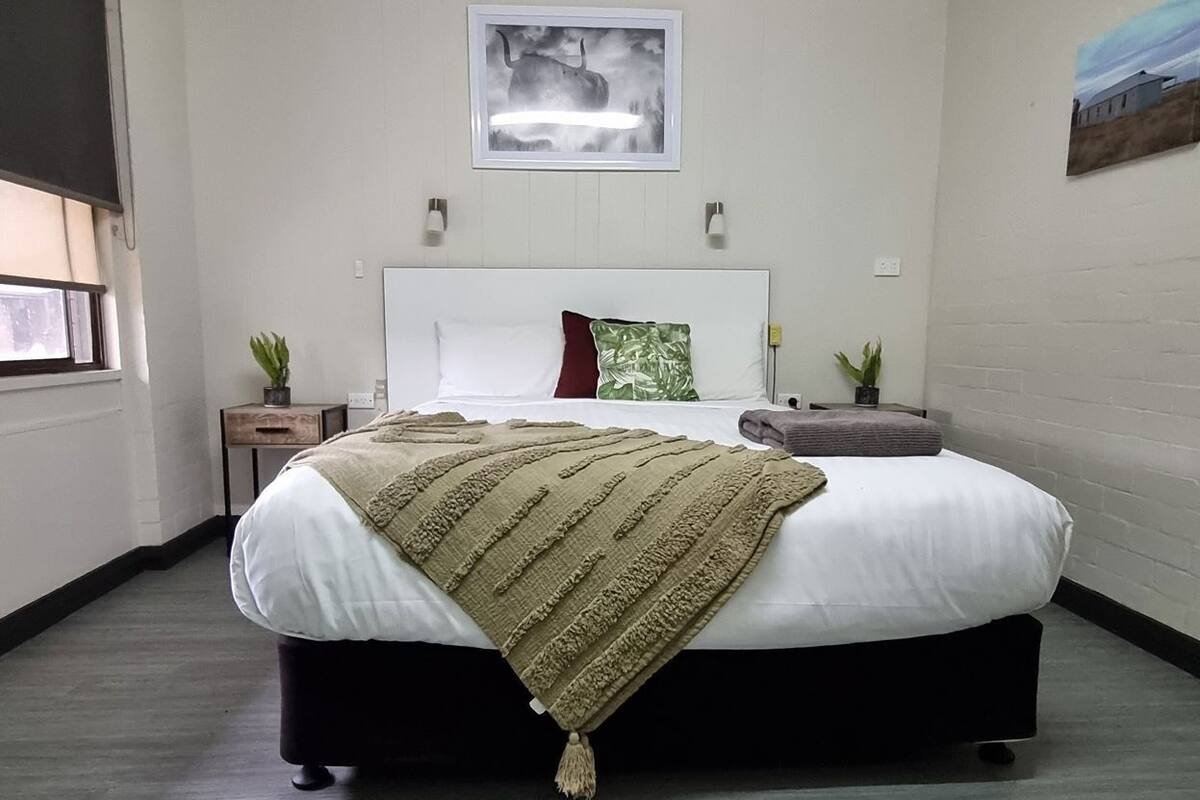 Blackout drapes, iron/ironing board, free WiFi, bed sheets