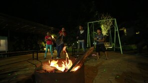 Aire de pique-nique/barbecue