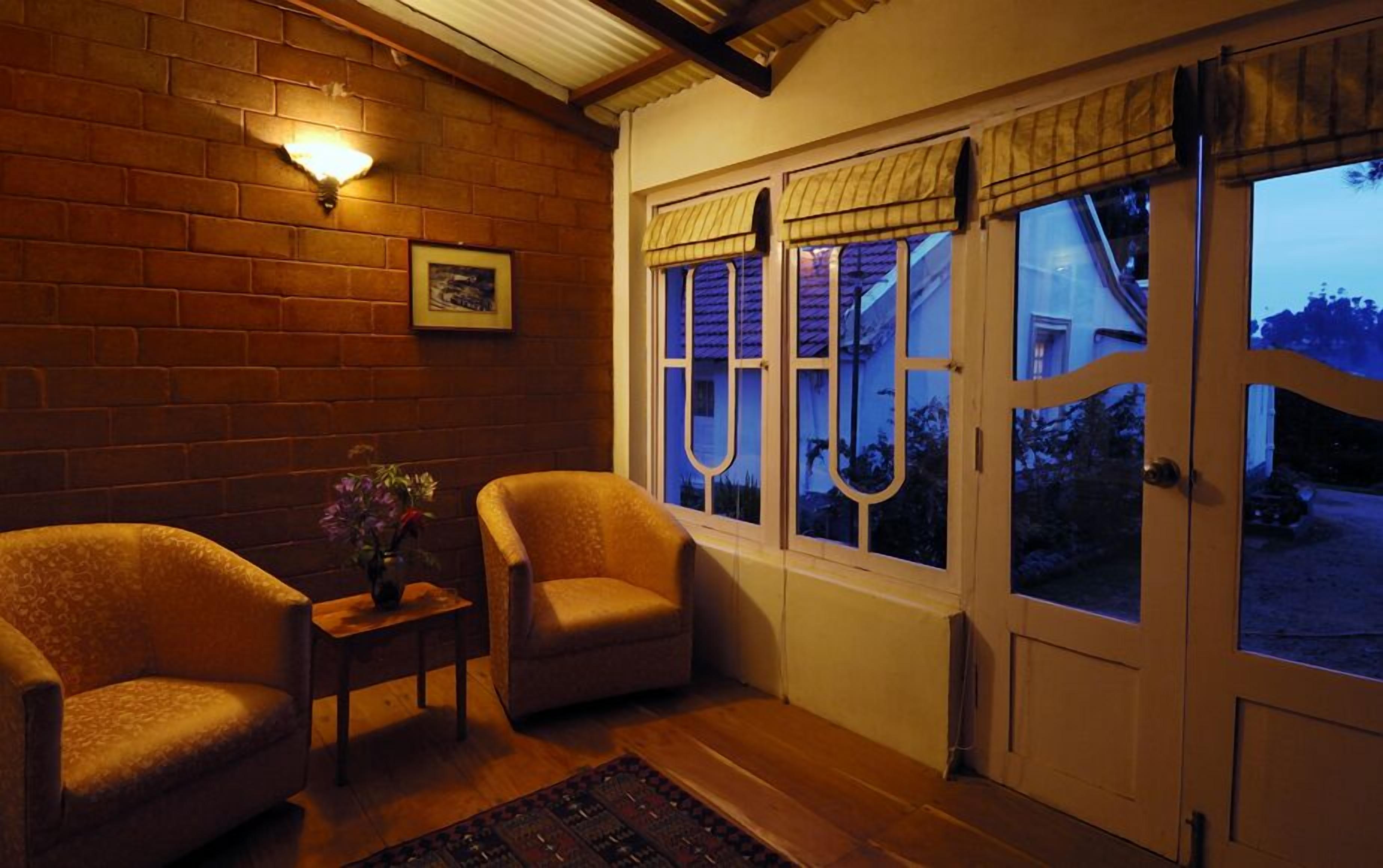 Suite | Peti besi dalam bilik, langsir/tirai gelap terus, kalis bunyi 