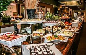 Buffet - Valley Lodge & Spa (Magaliesberg)