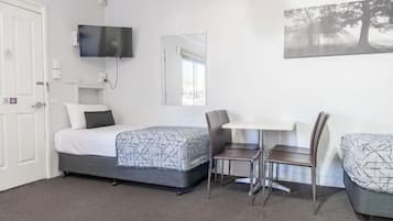Iron/ironing board, free WiFi, bed sheets