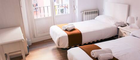 Donsdekens, individueel gedecoreerd, individueel gemeubileerd