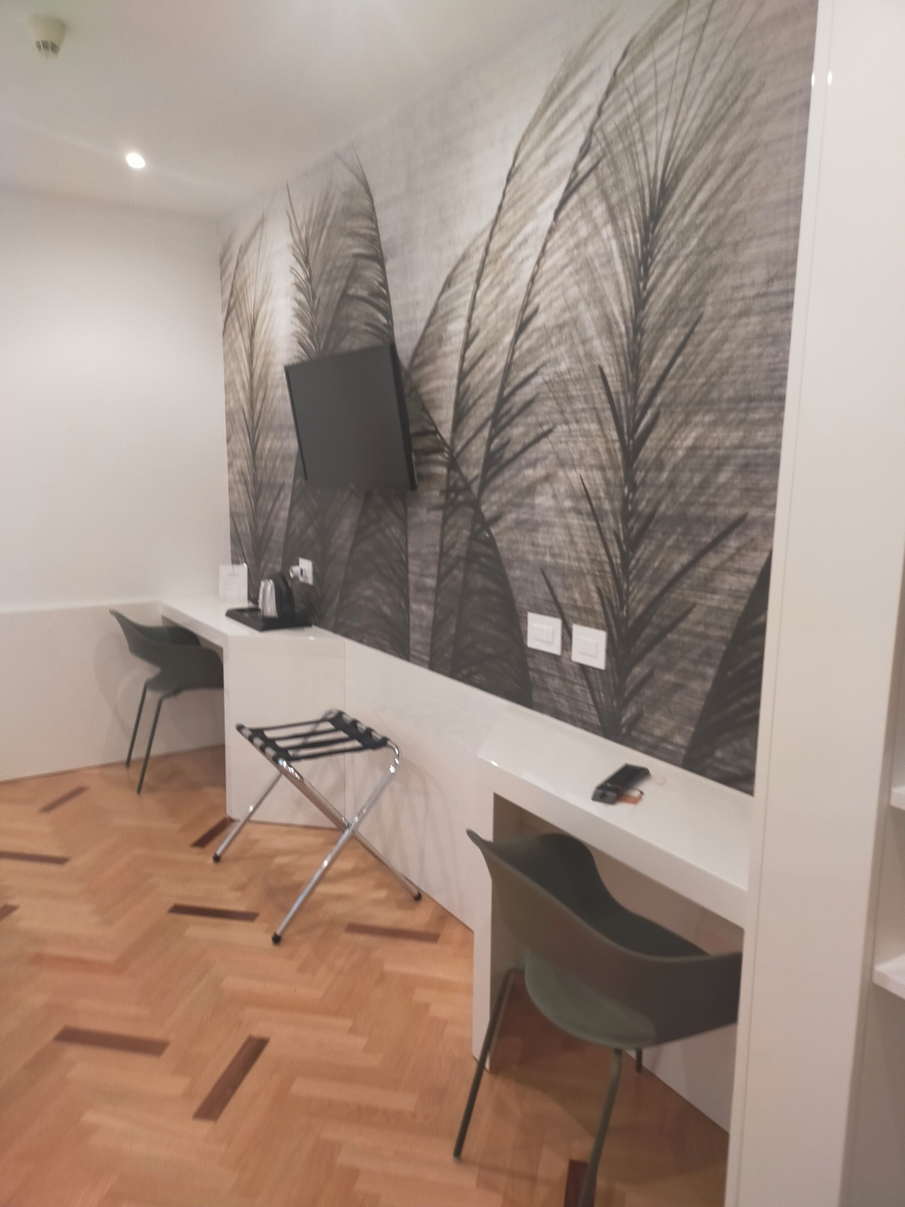 premium bedding, minibar, in-room safe, individually furnished