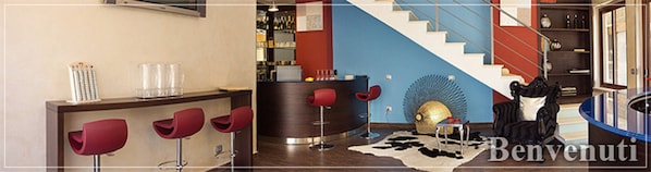 Bar (in der Unterkunft)