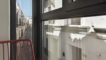 Deluxe Double or Twin Room | Balcony