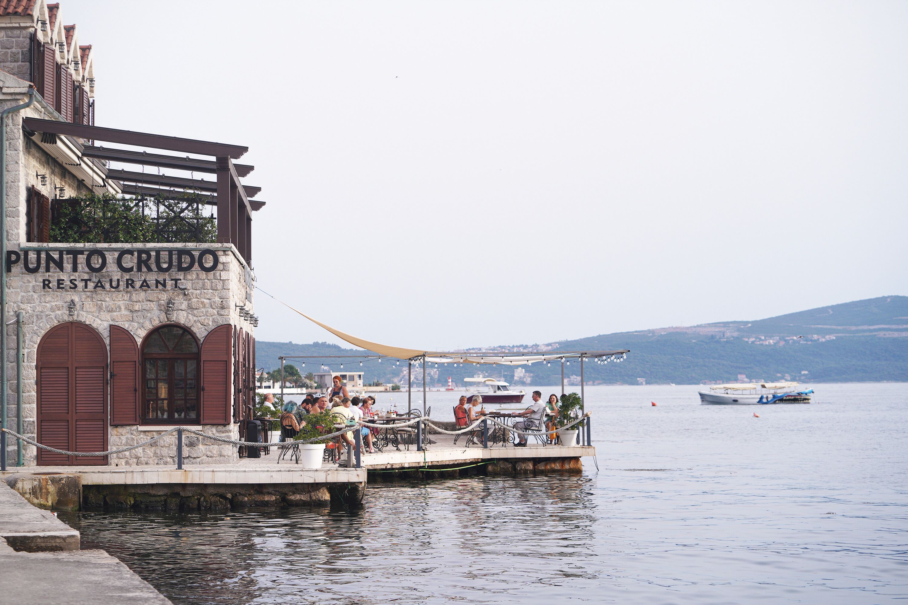 breakfast, dinner served; mediterranean cuisine, beach views