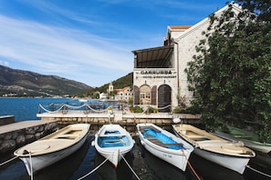 Front of property - Carrubba (Tivat)