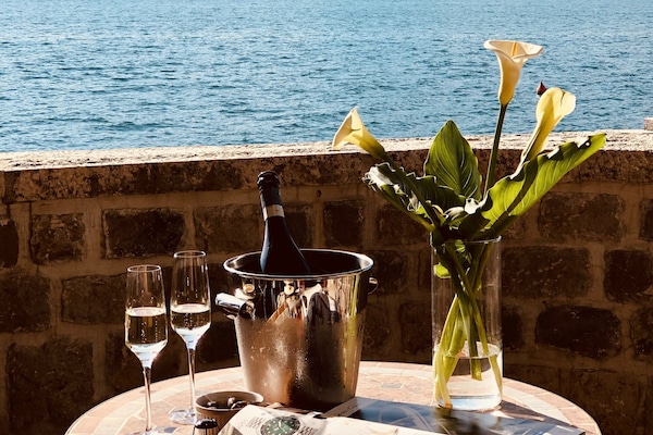 Minibar, in-room safe, desk, soundproofing