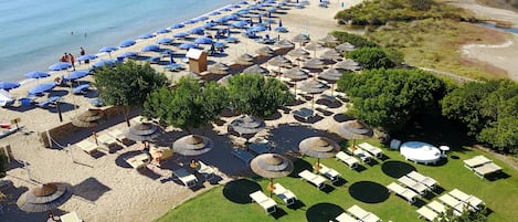Private beach, white sand, sun-loungers, beach umbrellas