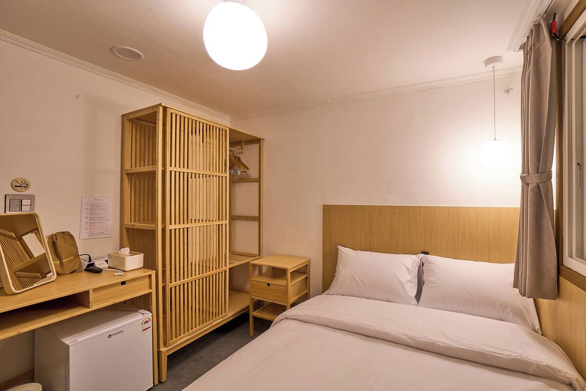 Deluxe Room (Smart Key Self Check-in)