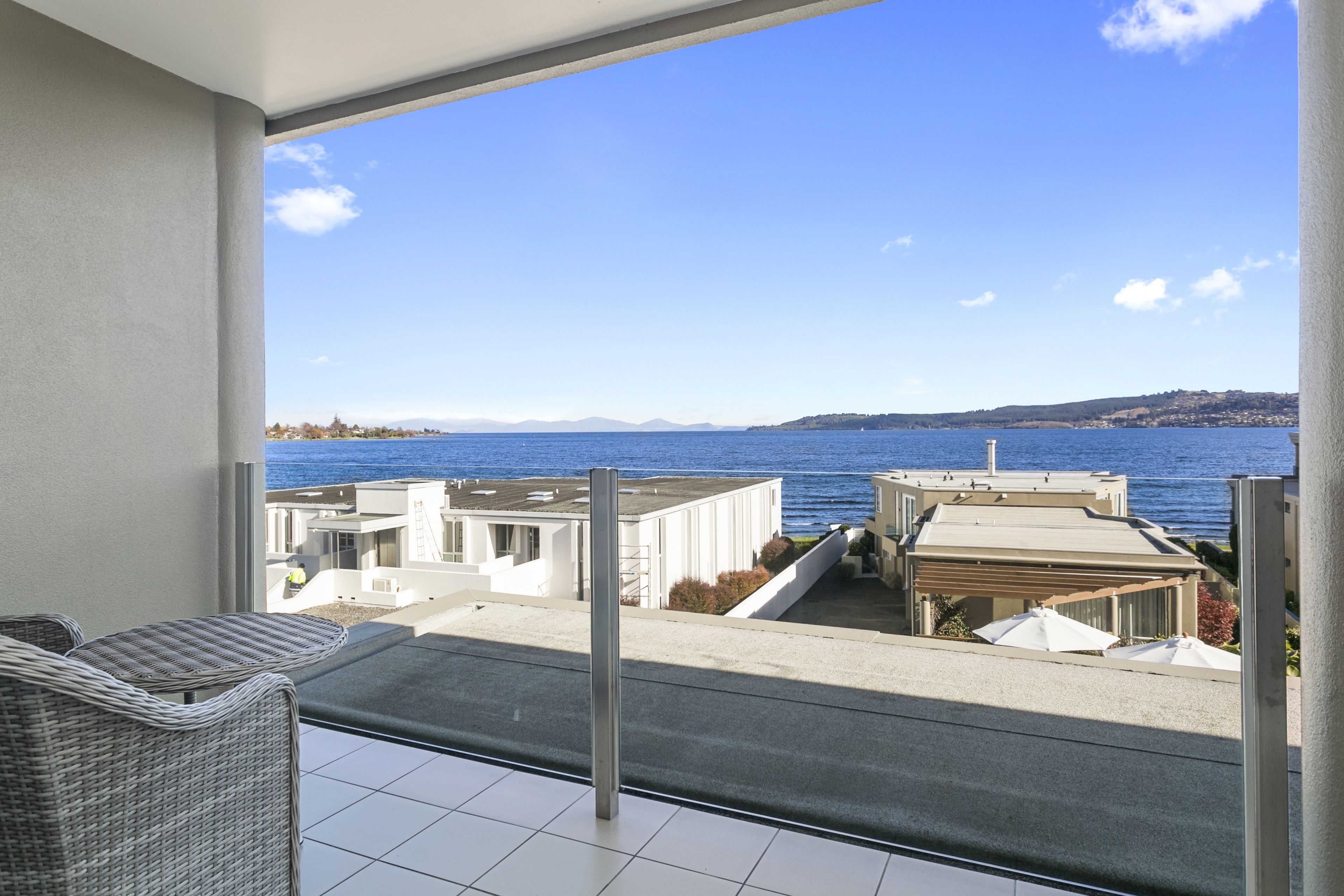 Studiolejlighed - 1 queensize-seng - søudsigt | Udsigt fra værelset