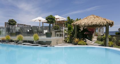 The Reef Resort