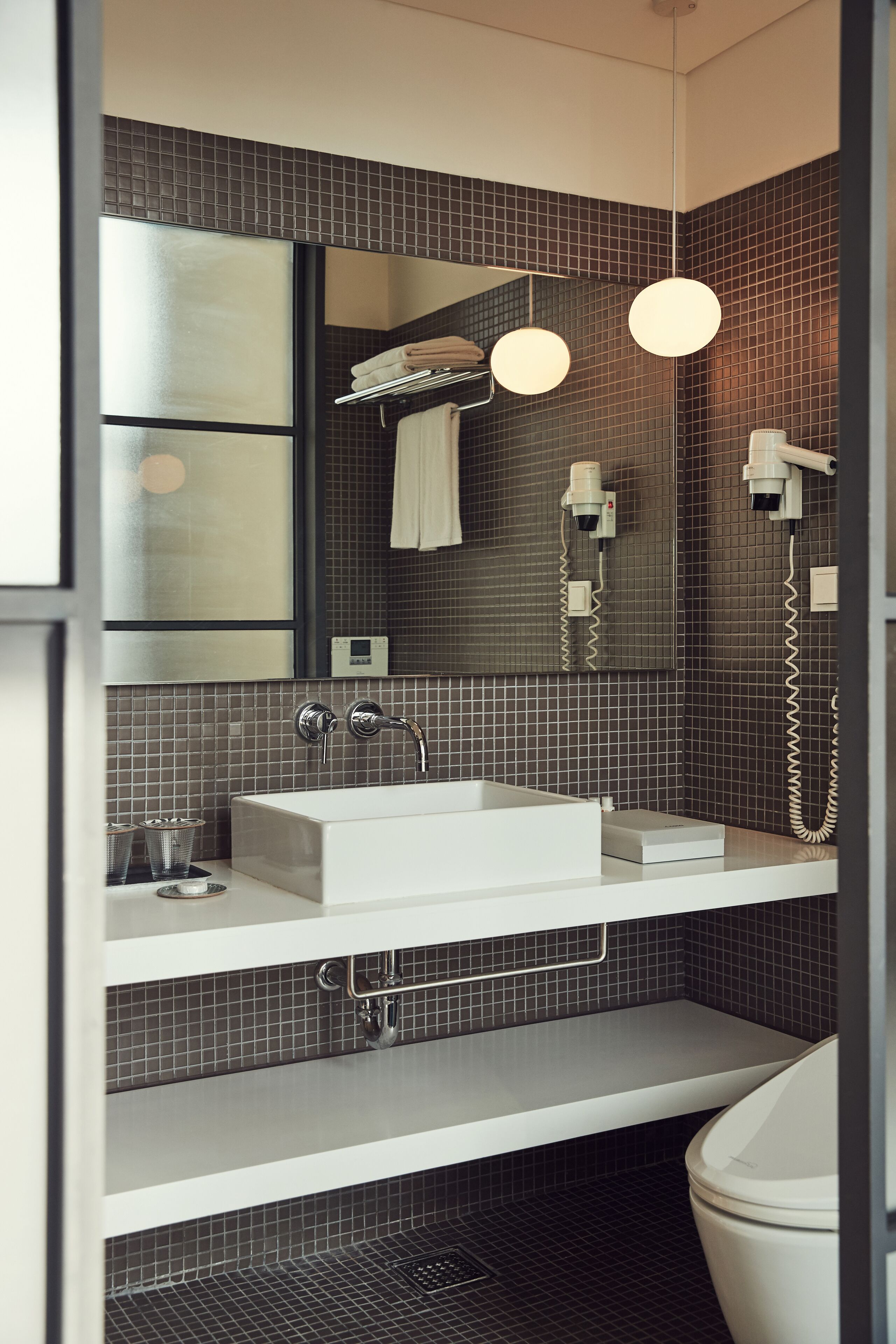 west double lacasa (assign random rooms with different room structures, same room size) | bathroom | free toiletries, hair dryer, slippers, towels