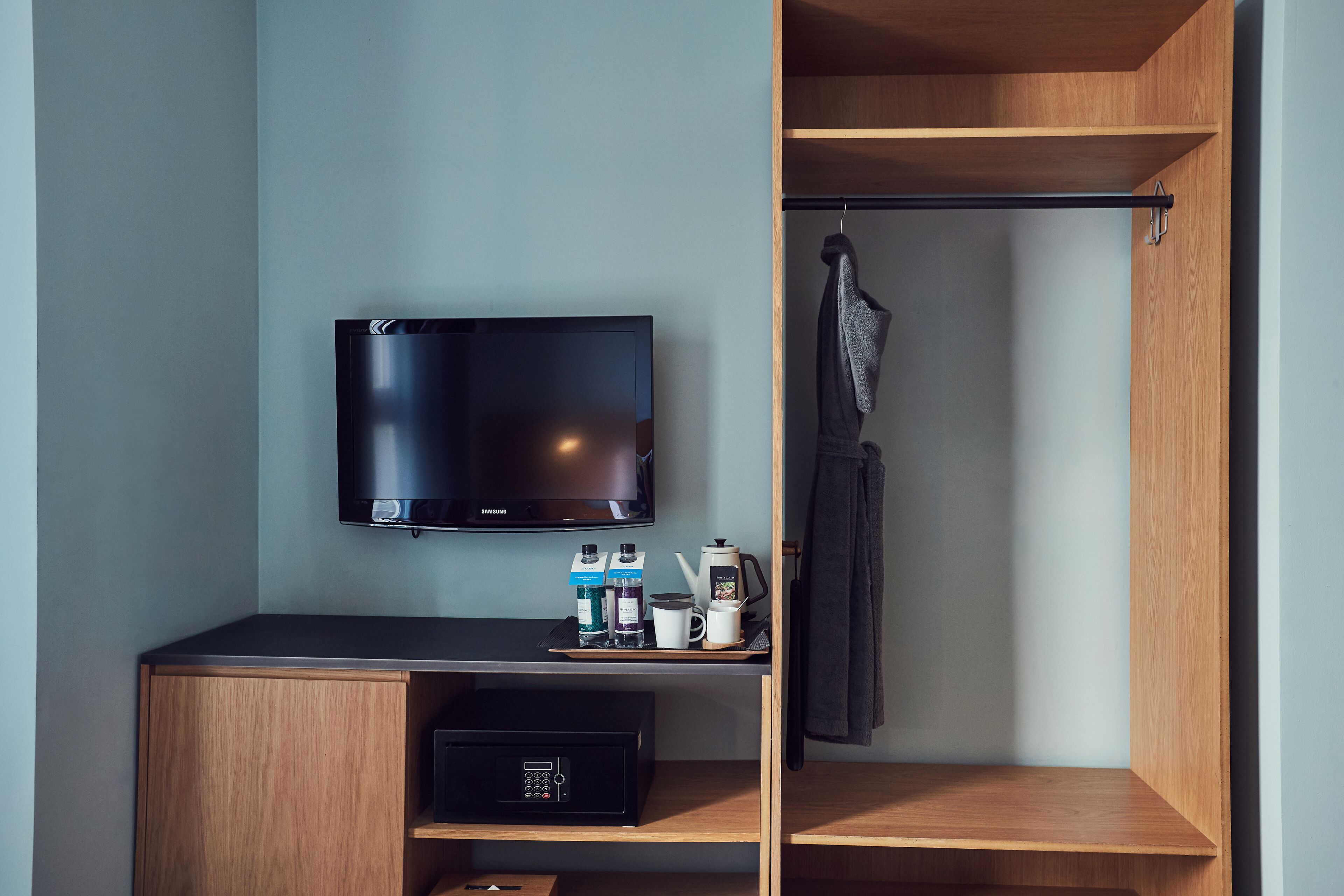 West Single Lacasa | เครื่องนอนระดับพรีเมียม, ตู้นิรภัยในห้องพัก, โต๊ะทำงาน, Wi-Fi ฟรี
