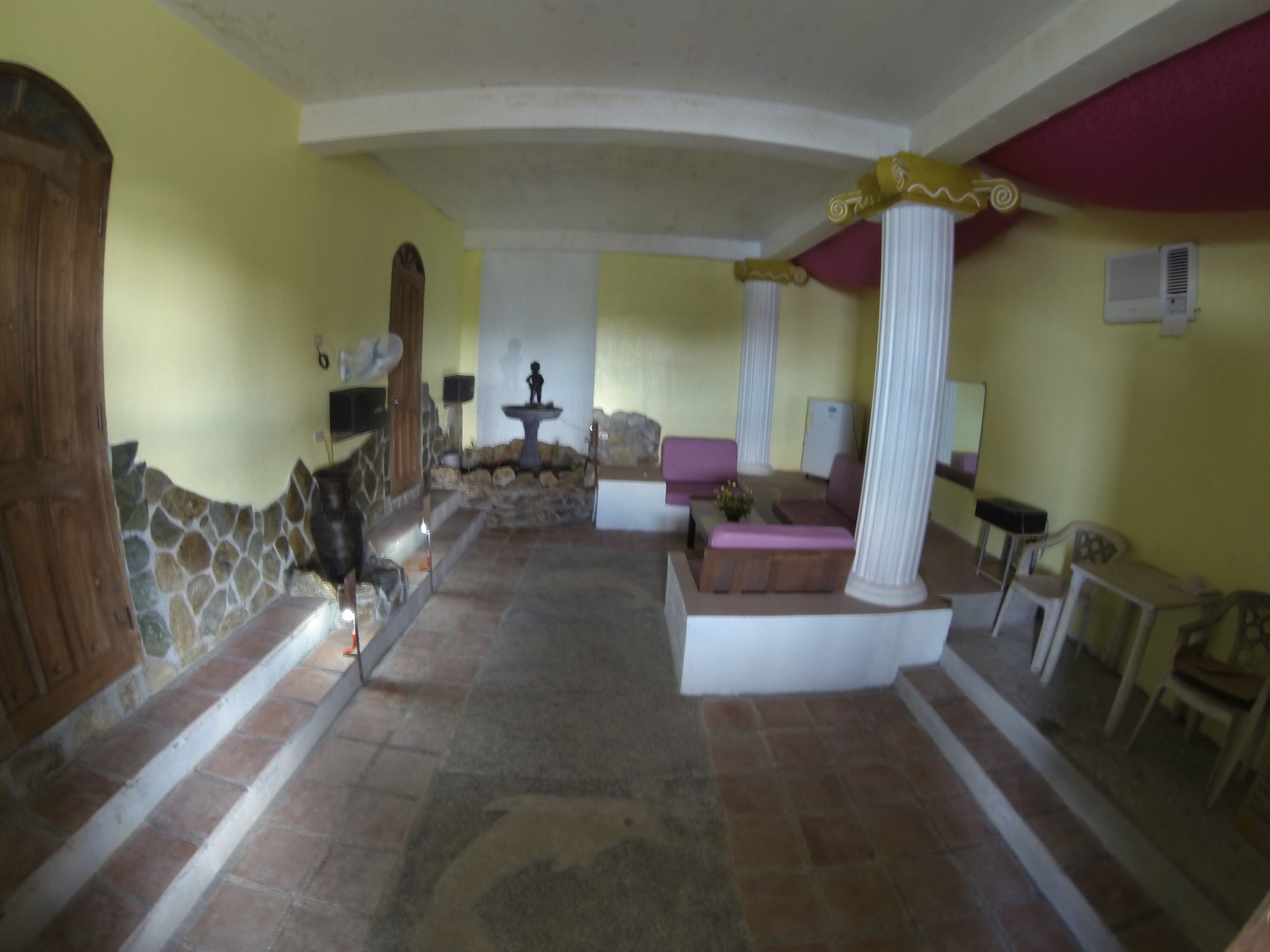 Couples treatment rooms, hot tub, steam room, Turkish bath