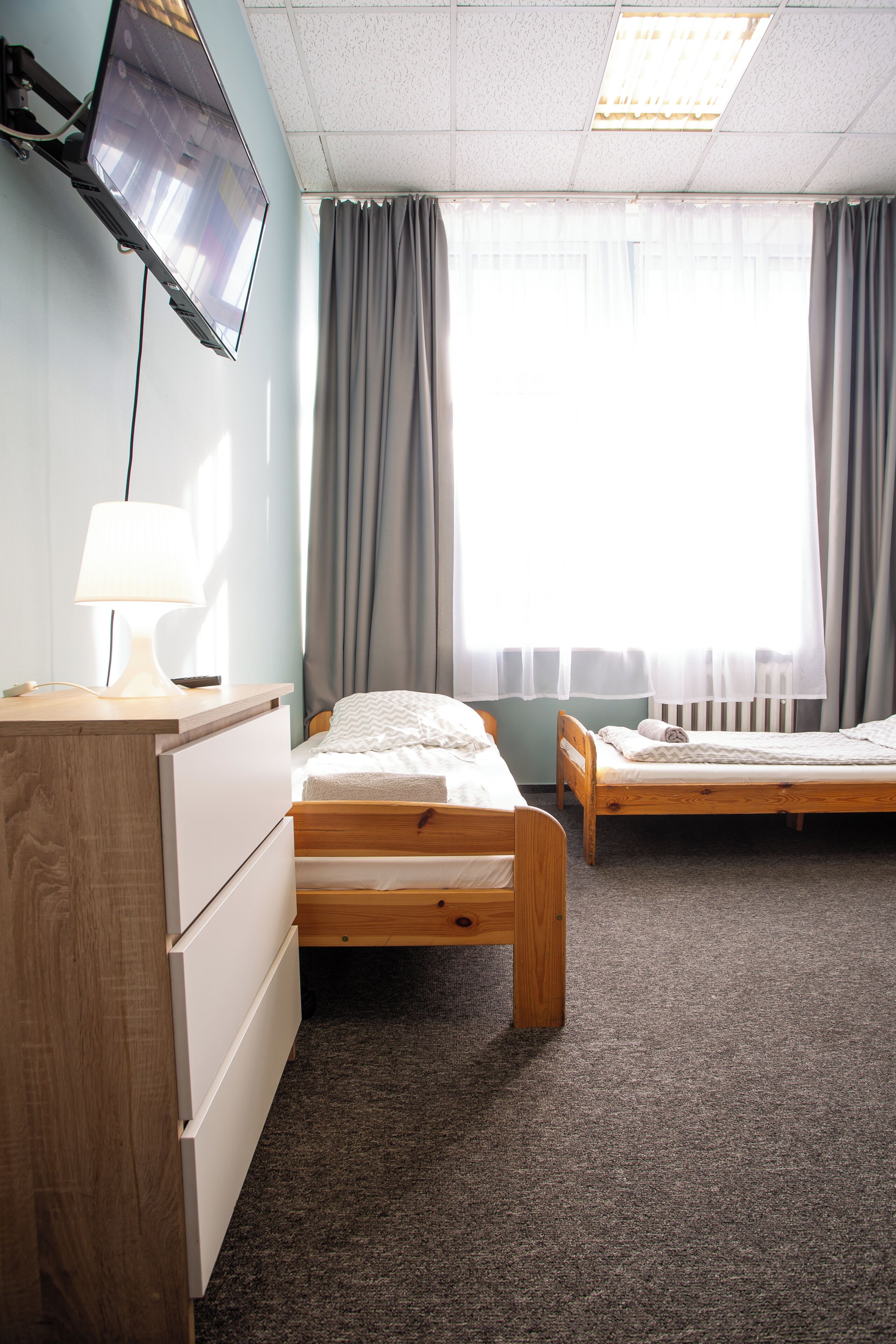 Free cribs/infant beds, free WiFi, bed sheets