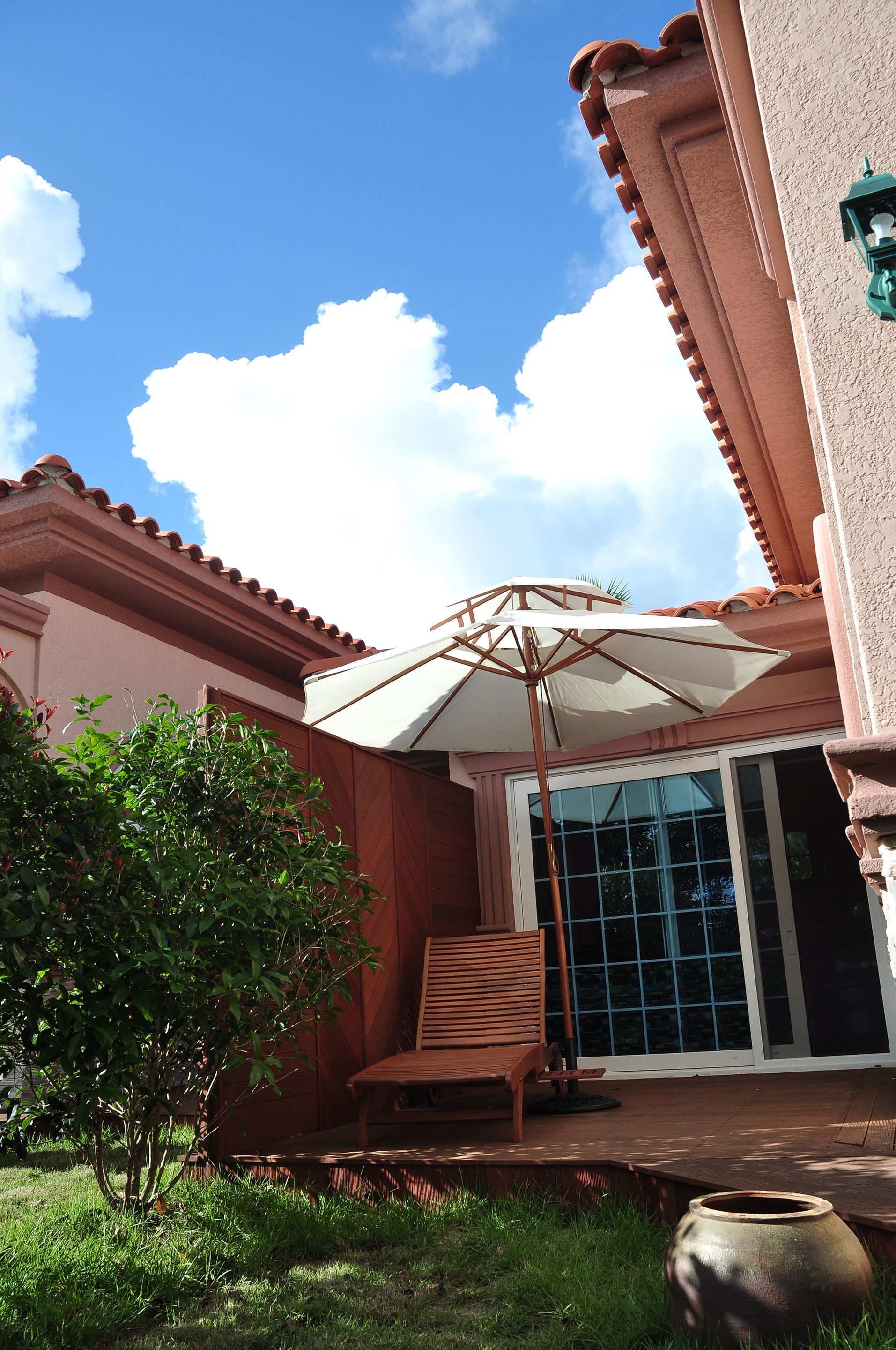 cocosville suite | terrace/patio