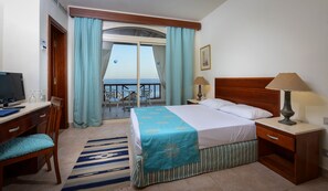 Minibar, in-room safe, bed sheets - Amphoras Blu Ultra All Inclusive Adults Only (Sharm El Sheikh)